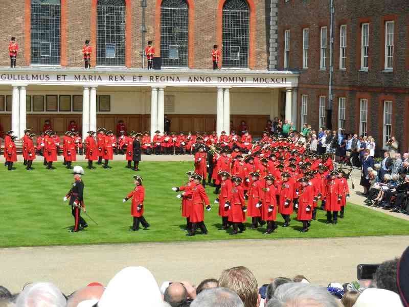 Images/18. The march past.jpg